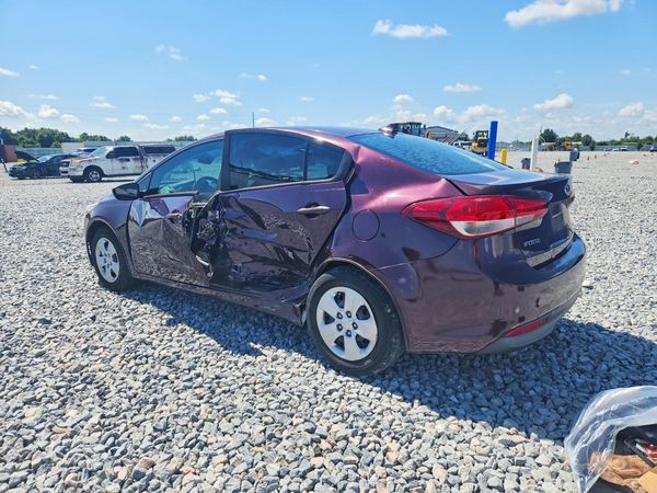 2018 KIA FORTE LX Base