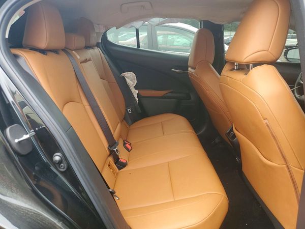 2022 LEXUS UX 250H 250h Premium