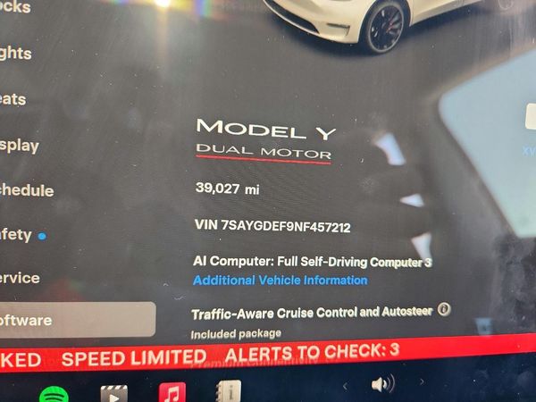 2022 TESLA MODEL Y