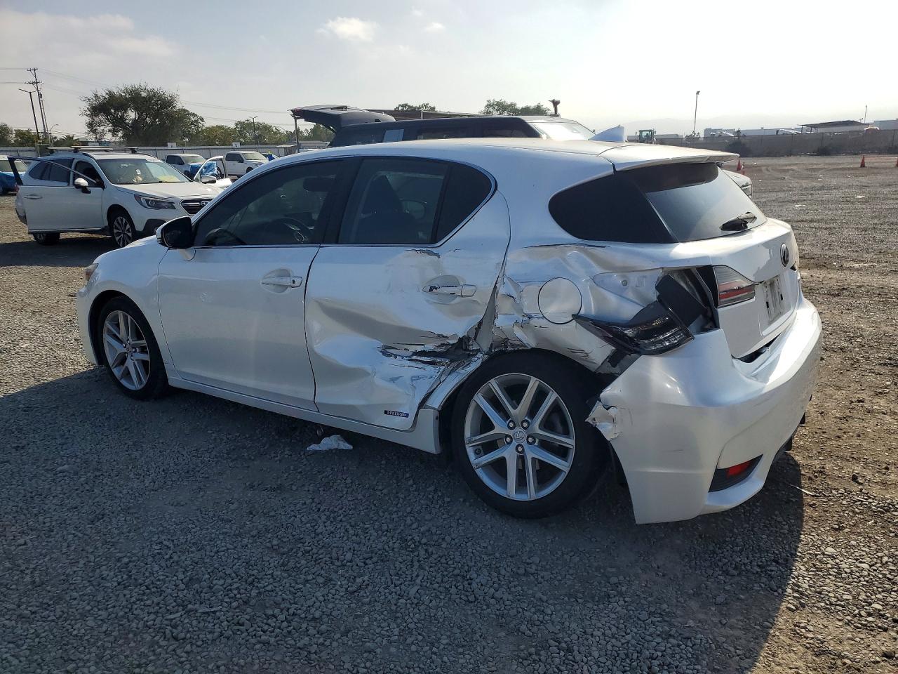 2015 LEXUS CT 200h