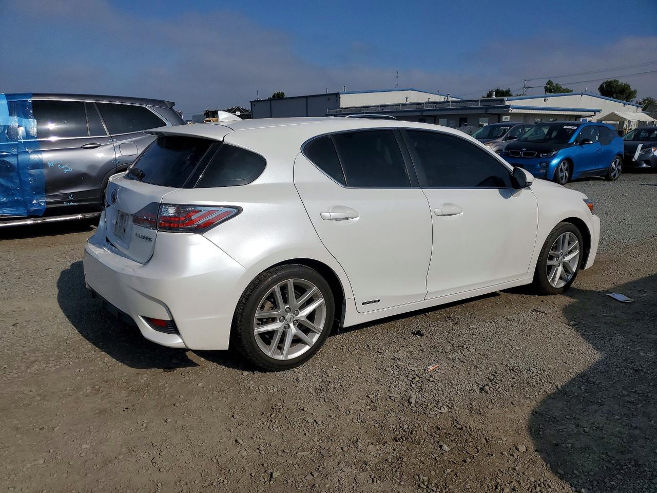 2015 LEXUS CT 200h