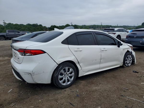 2021 TOYOTA COROLLA