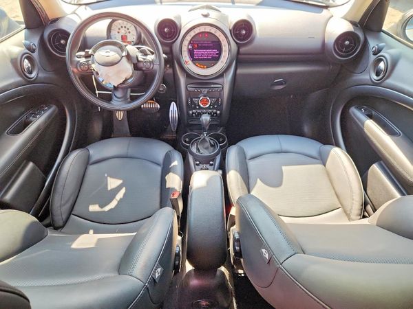 2013 MINI COOPER