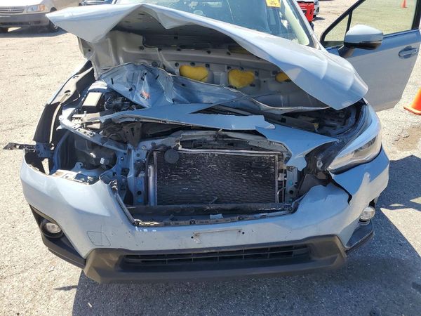 2020 SUBARU CROSSTREK Limited+ES+BSD+NAVI — Engine bay