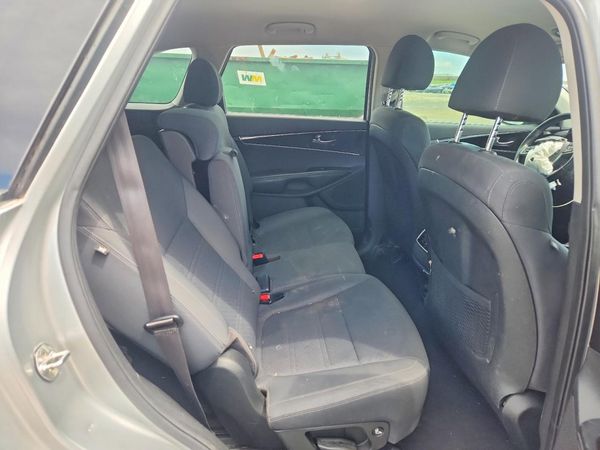 2020 KIA SORENTO L, LX, S