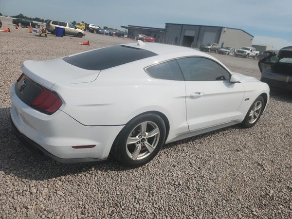 2022 FORD MUSTANG I4 Coupe