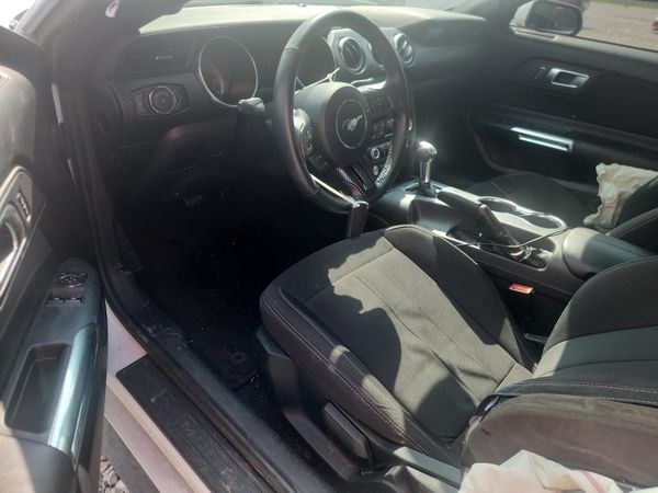 2022 FORD MUSTANG I4 Coupe