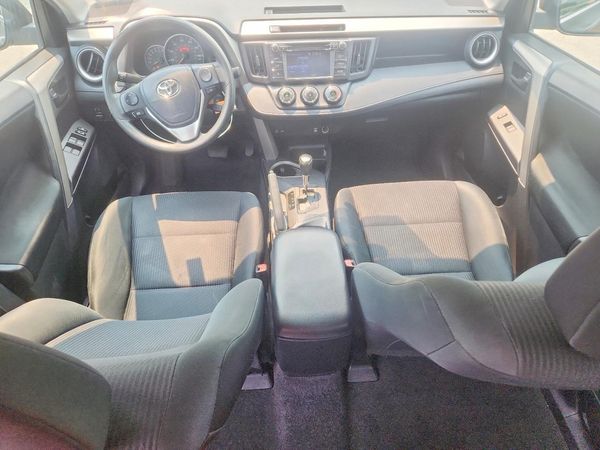 2016 TOYOTA RAV4 LE (X Grade)