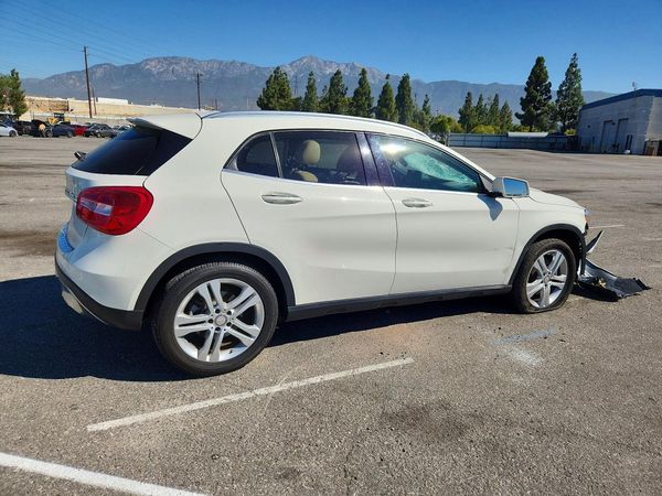 2018 MERCEDES-BENZ GLA GLA250