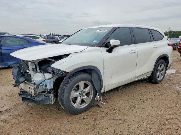 2020 TOYOTA HIGHLANDER LE