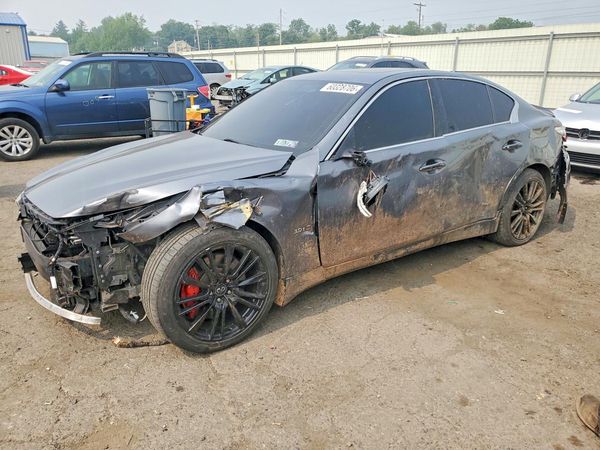 2016 INFINITI Q50