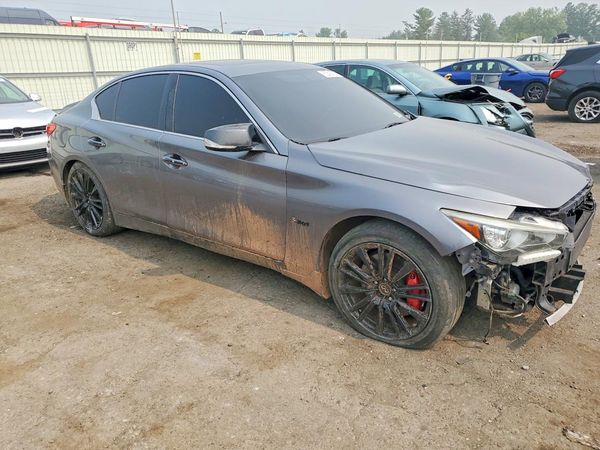 2016 INFINITI Q50