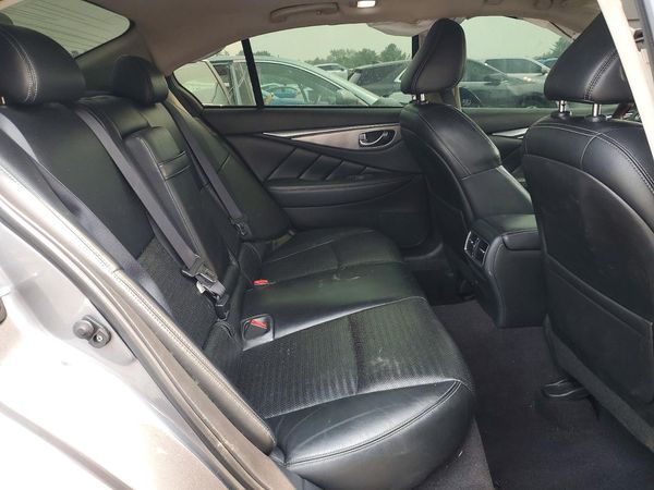 2016 INFINITI Q50