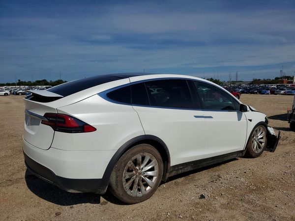 2018 TESLA MODEL X