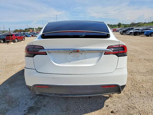 2018 TESLA MODEL X