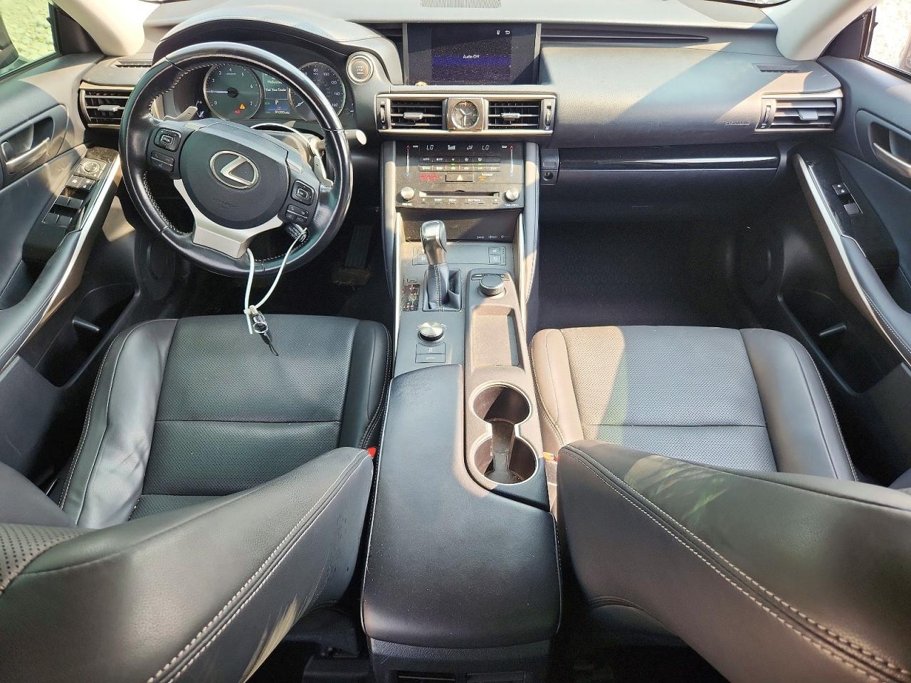 2017 LEXUS IS 300