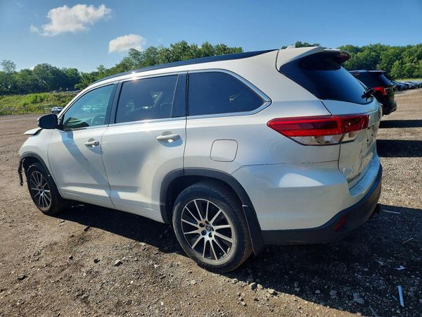 2018 TOYOTA HIGHLANDER SE/XLE