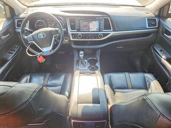 2018 TOYOTA HIGHLANDER SE/XLE