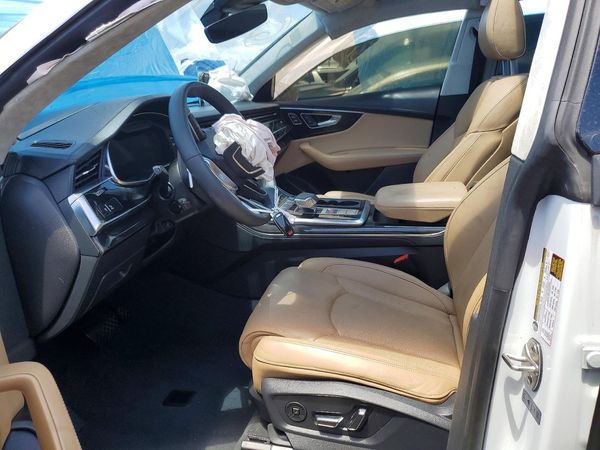 2022 AUDI Q8