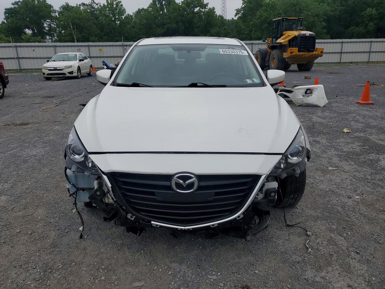 2016 MAZDA 3 SE