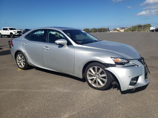 2016 LEXUS IS