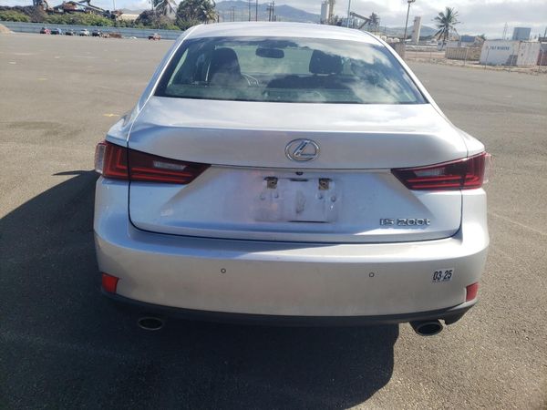 2016 LEXUS IS