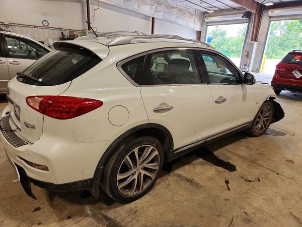 2016 INFINITI QX50