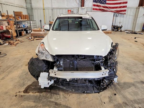 2016 INFINITI QX50