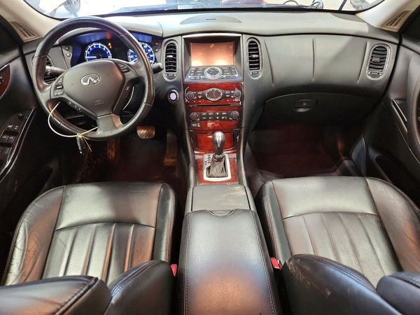 2016 INFINITI QX50