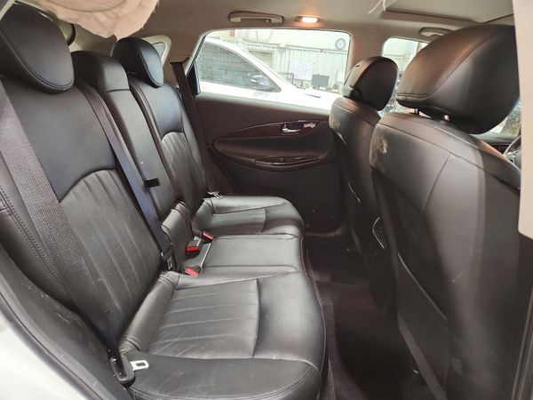 2016 INFINITI QX50