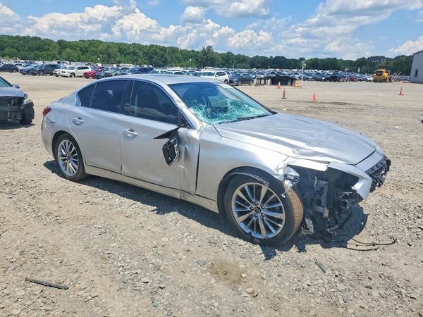 2020 INFINITI Q50