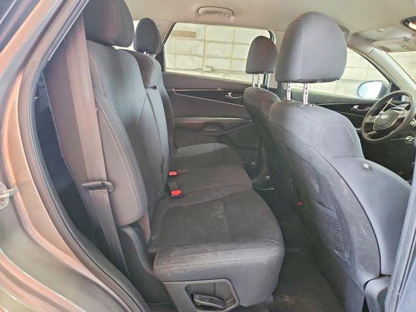 2019 KIA SORENTO L, LX, S