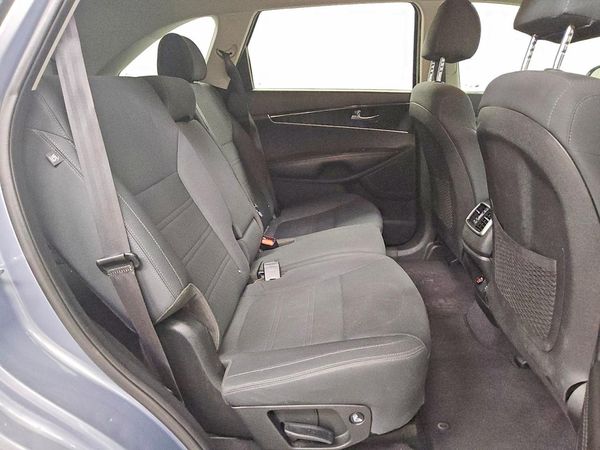2020 KIA SORENTO L, LX, S