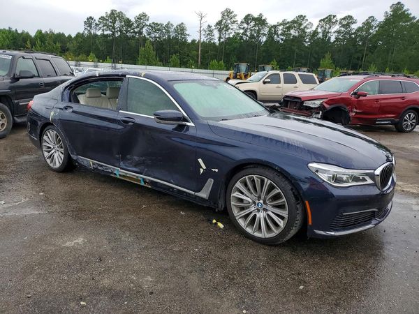 2019 BMW 750