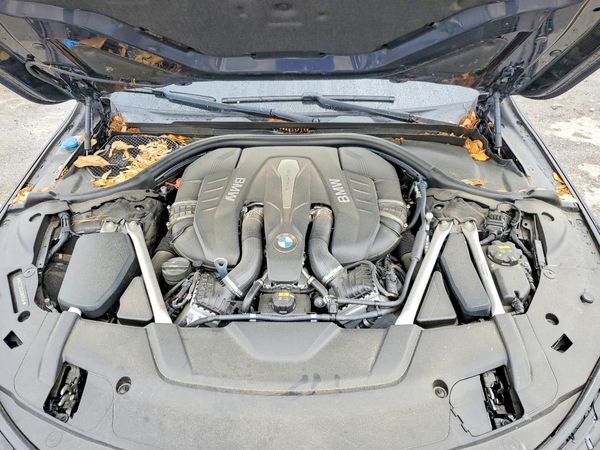 2019 BMW 750