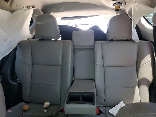 2015 TOYOTA RAV4 XLE (M Grade)