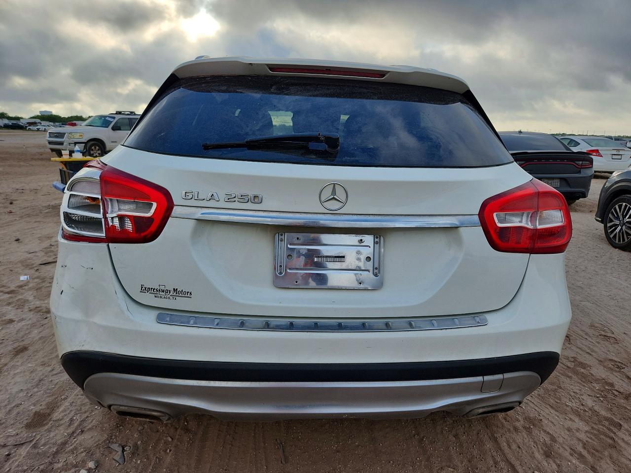 2017 MERCEDES-BENZ GLA GLA250