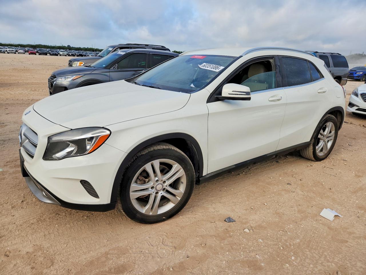 2017 MERCEDES-BENZ GLA GLA250