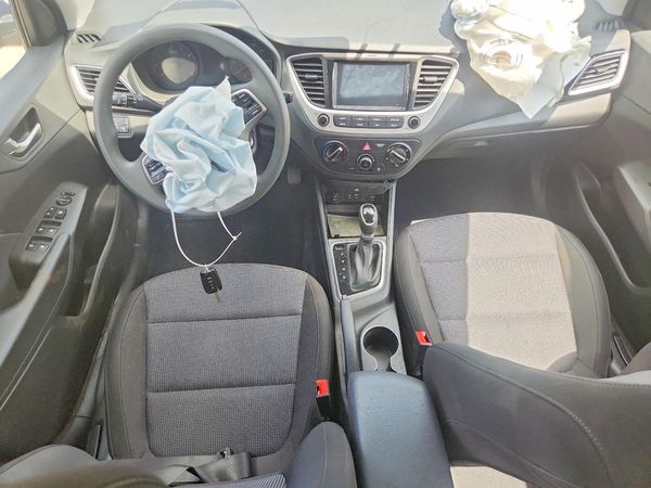 2022 HYUNDAI ACCENT SE, SEL