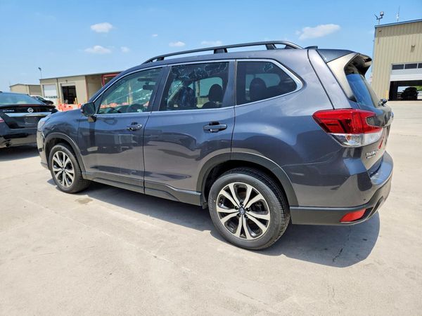 2024 SUBARU FORESTER