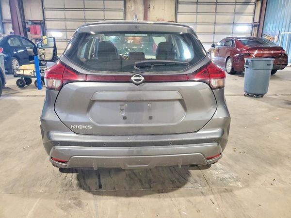 2022 NISSAN KICKS S