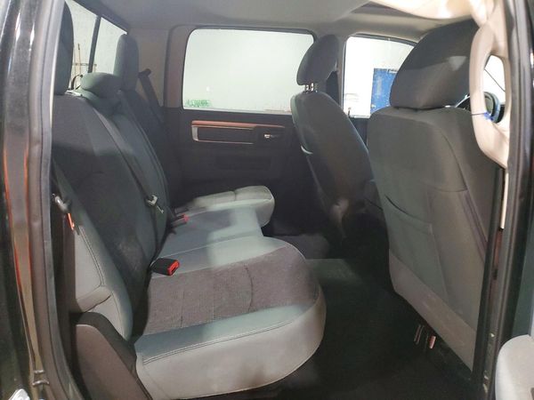 2017 RAM 1500 SLT
