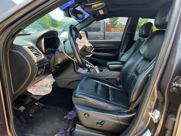 2015 JEEP CHEROKEE Limited — DENT