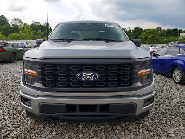 2025 FORD F150