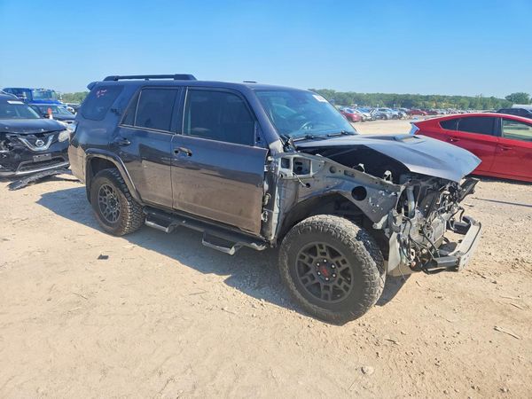 2020 TOYOTA 4RUNNER