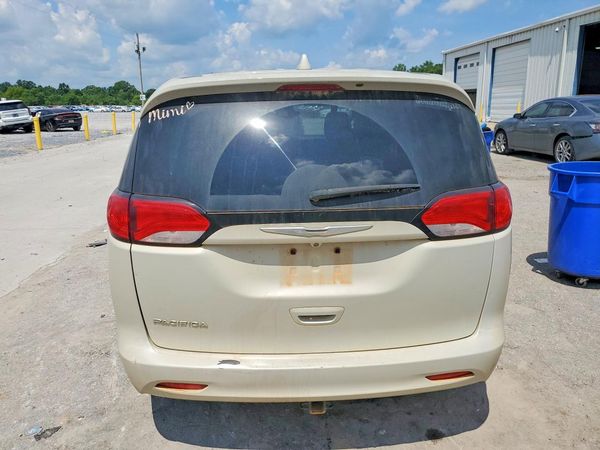 2017 CHRYSLER PACIFICA
