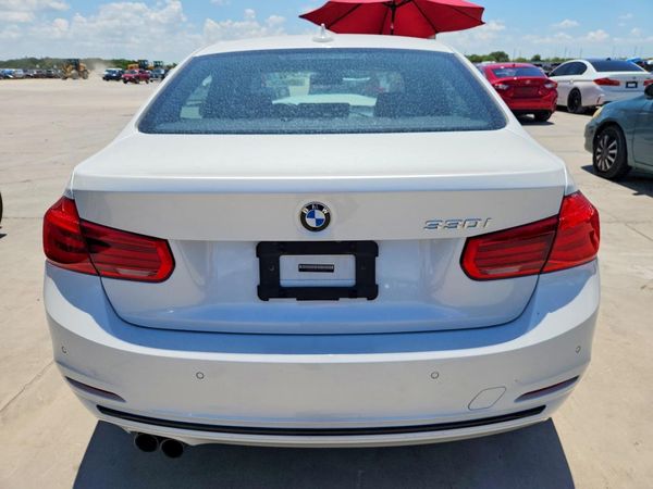 2017 BMW 330