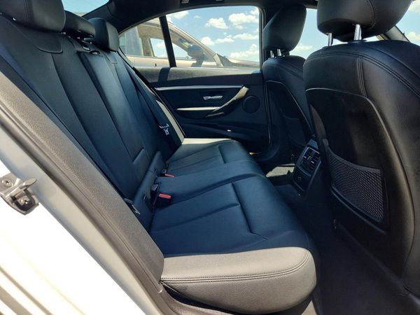 2017 BMW 330