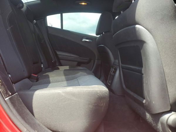 2016 DODGE CHARGER SXT
