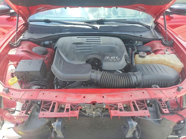 2016 DODGE CHARGER SXT